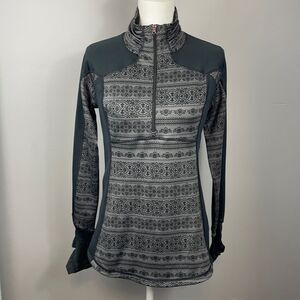 Calia by Carrie Underwood Printed Quarter Zip Long Sleeve Pullover. Size Medium